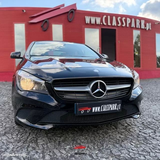 Mercedes-Benz CLA 180 d Urban - 3