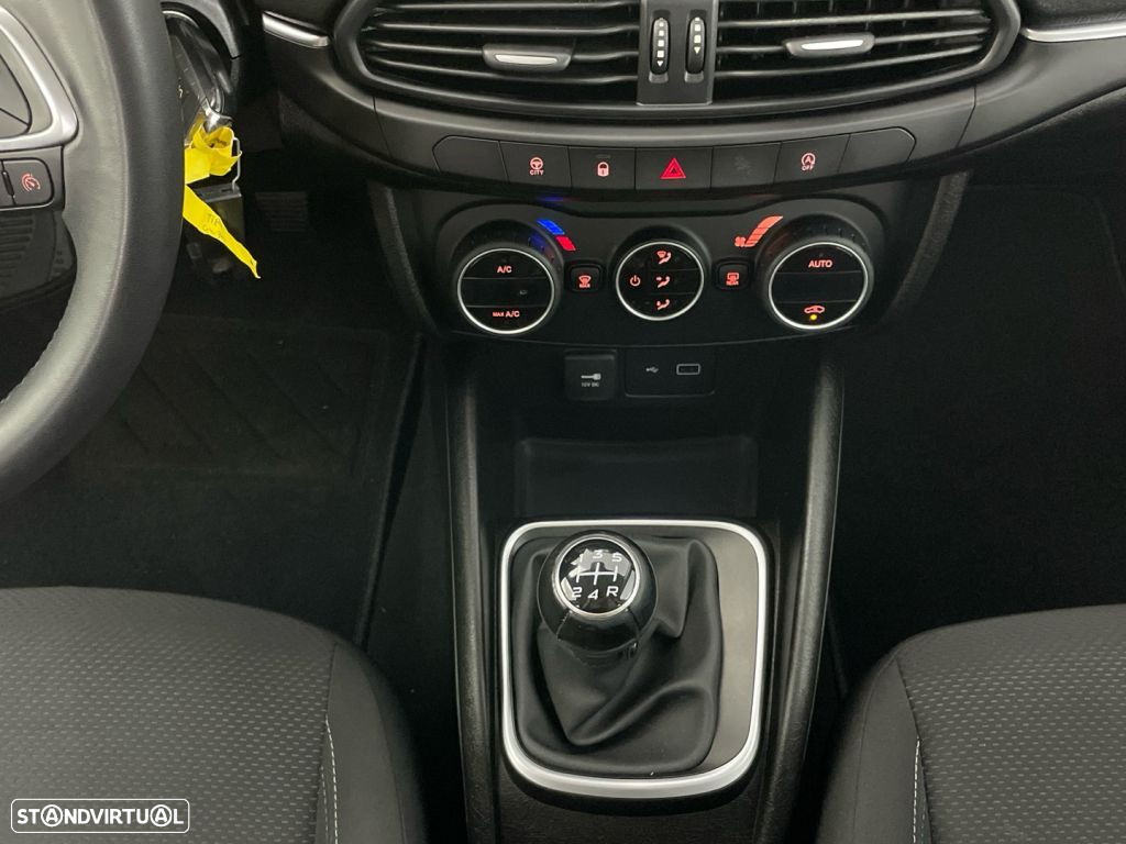 Fiat Tipo 1.3 M-Jet Lounge - 16