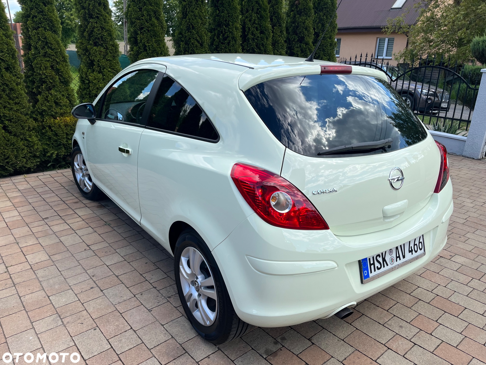 Opel Corsa 1.4 16V Color Edition - 14