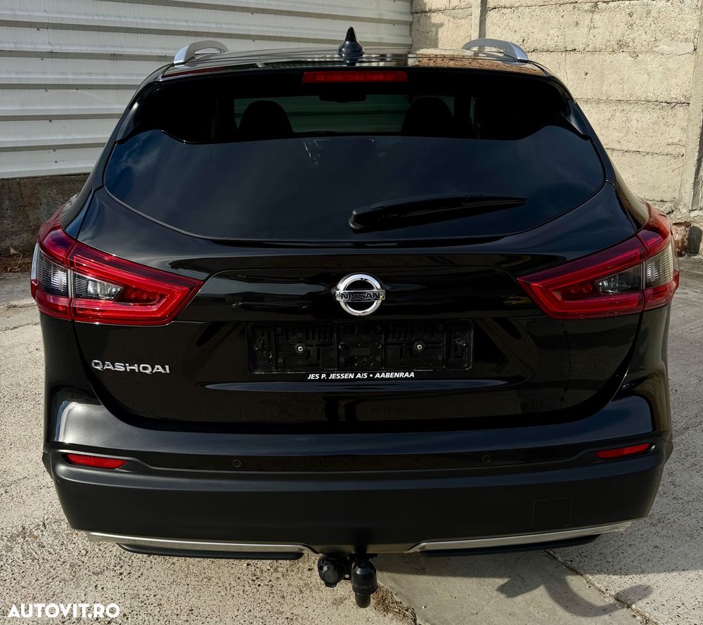 Nissan Qashqai 1.6 DCI Start/Stop X-TRONIC Tekna - 17