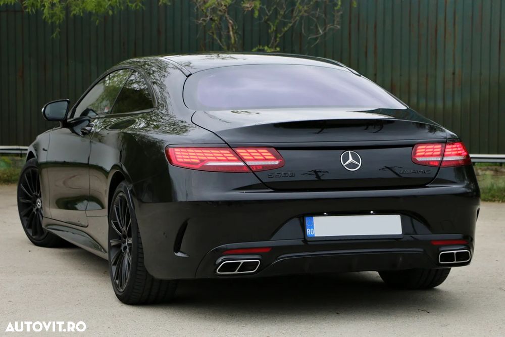 Mercedes-Benz S 560 4MATIC Coupe Aut - 11