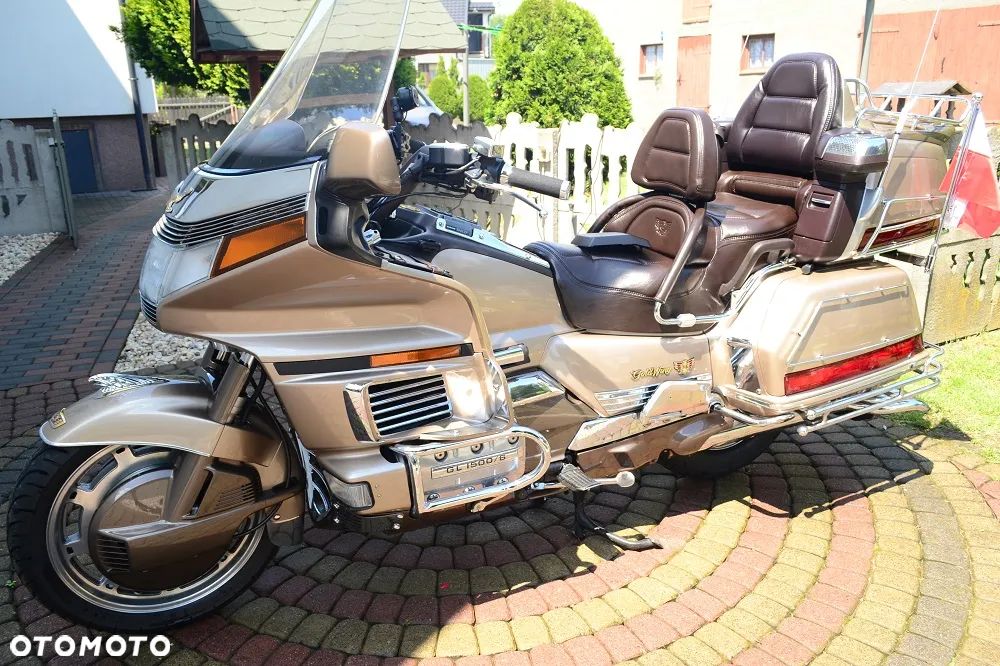 Honda GL - 2