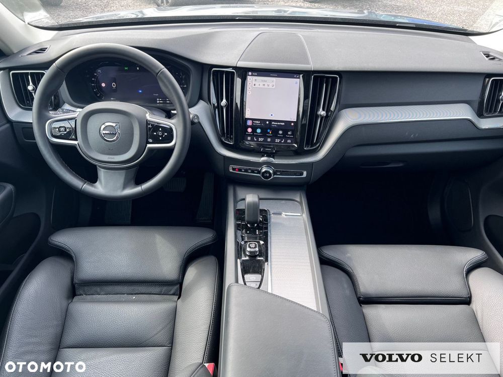 Volvo XC 60 T6 Plug-In Hybrid AWD Plus Dark - 10