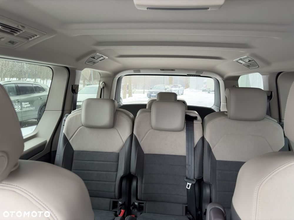 Volkswagen Multivan 2.0 TDI L2 Life DSG - 25