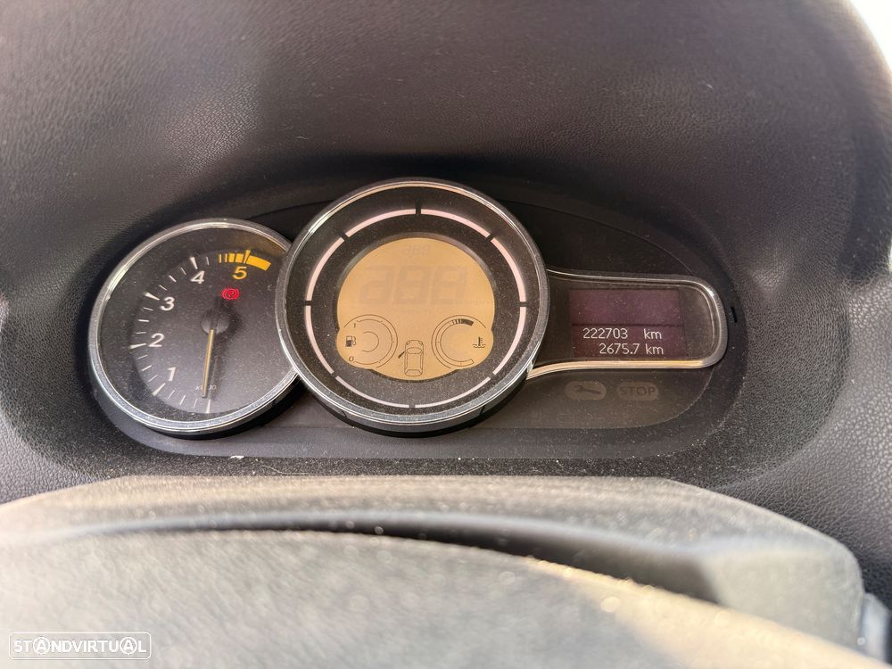 Renault Mégane Coupe 1.5 dCi Dynamique S - 6