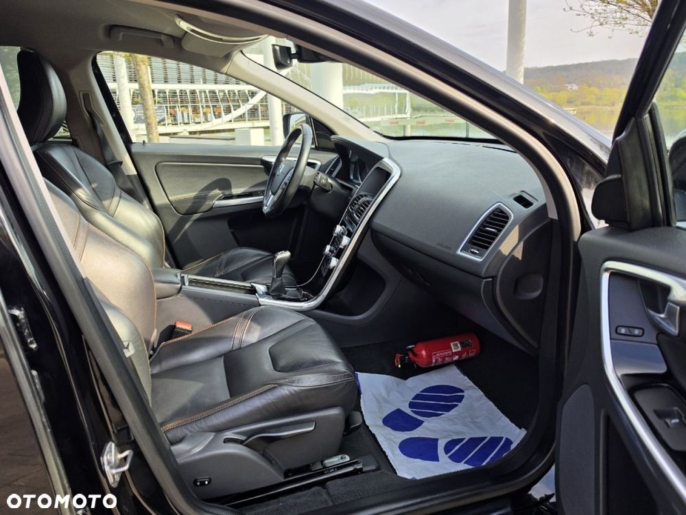 Volvo XC 60 - 33