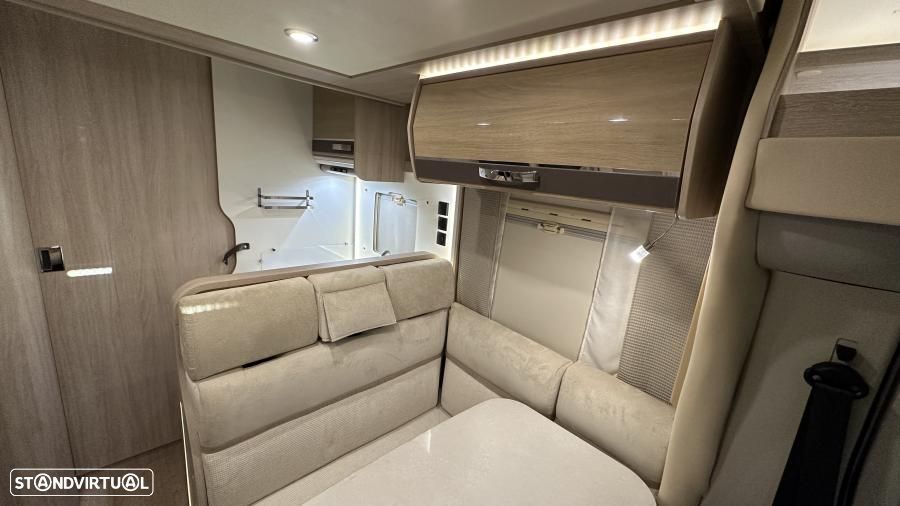 Rapido Serie 6F 680 FF C.central e basculante - 27