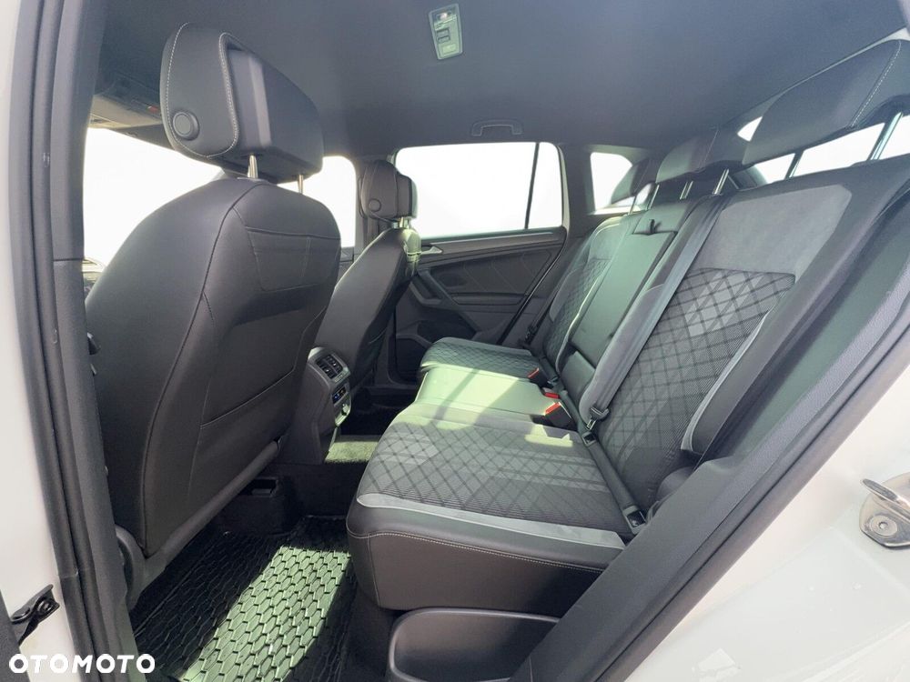 Volkswagen Tiguan - 25