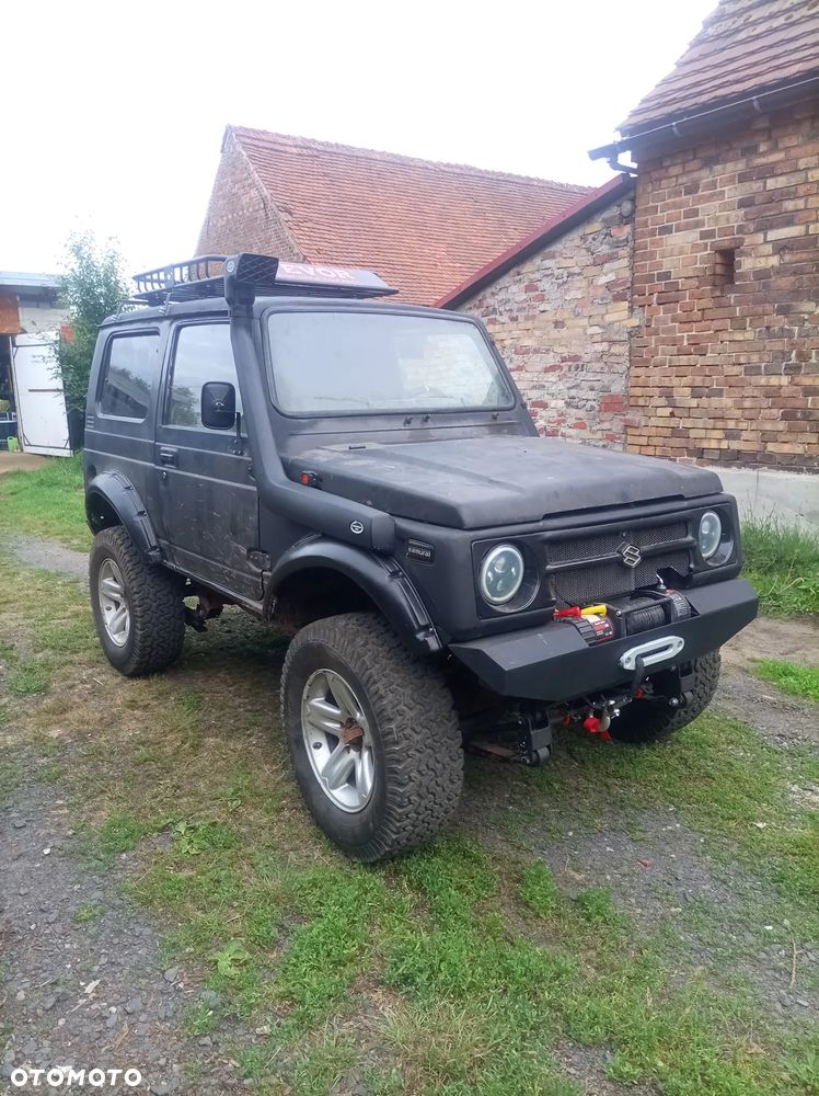 Suzuki Samurai - 3