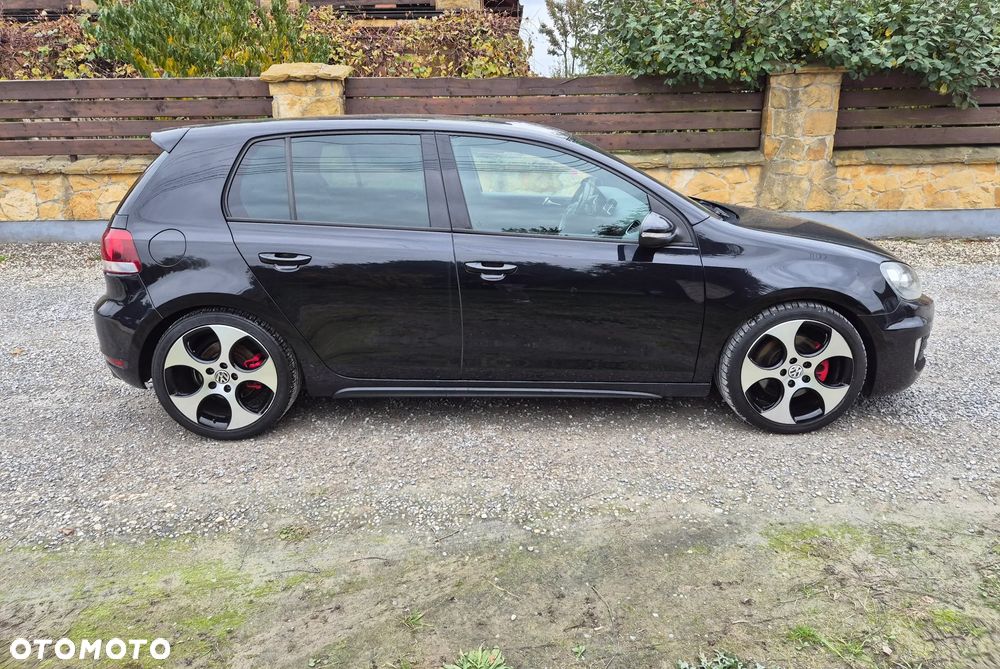 Volkswagen Golf 2.0 GTI - 7