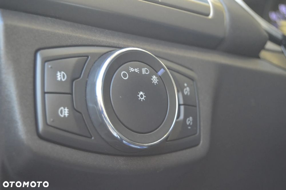 Ford Mondeo 2.0 Ti-VCT VIGNALE - 19