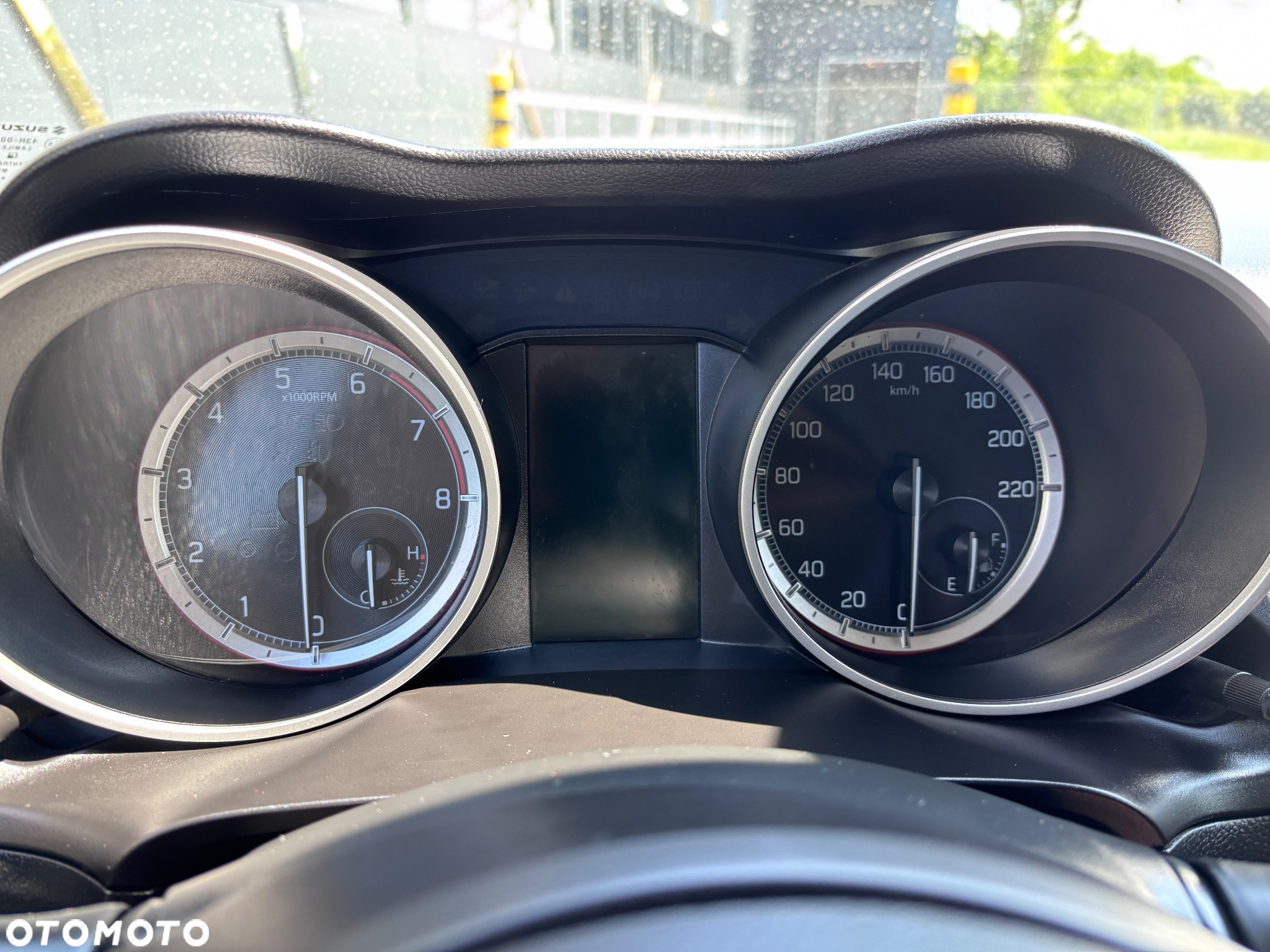 Suzuki Swift 1.2 Premium - 33