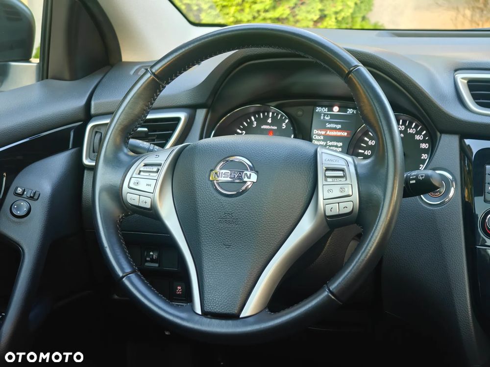 Nissan Qashqai 1.6 DIG-T N-Connecta - 6