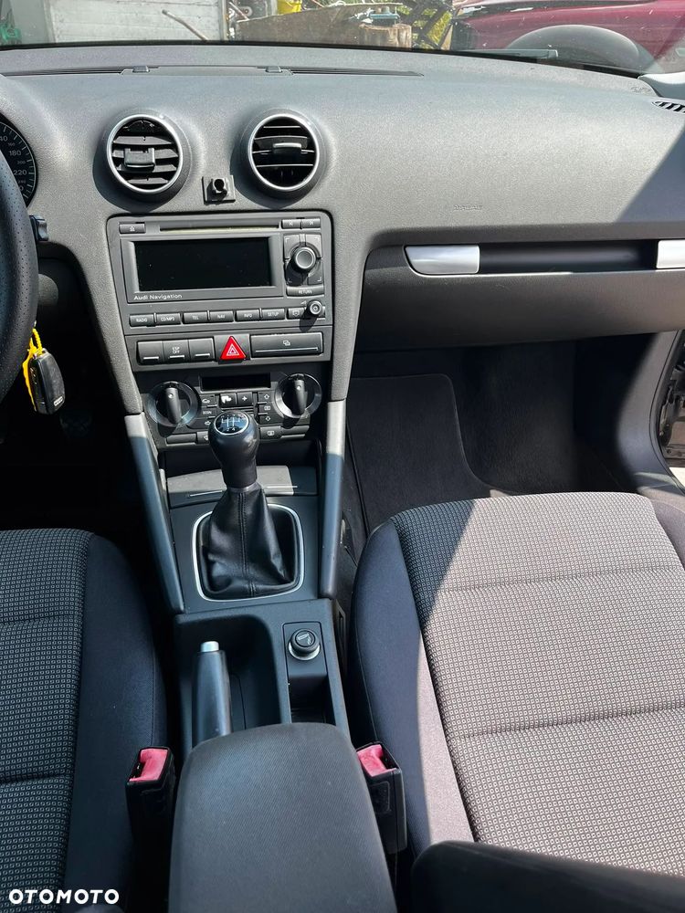 Audi A3 3-drzwiowe 1.6 Ambition - 10