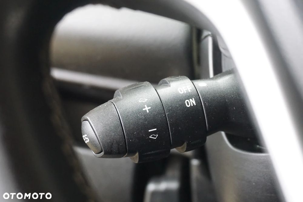 Lancia Delta 2.0 MJ Gold - 33