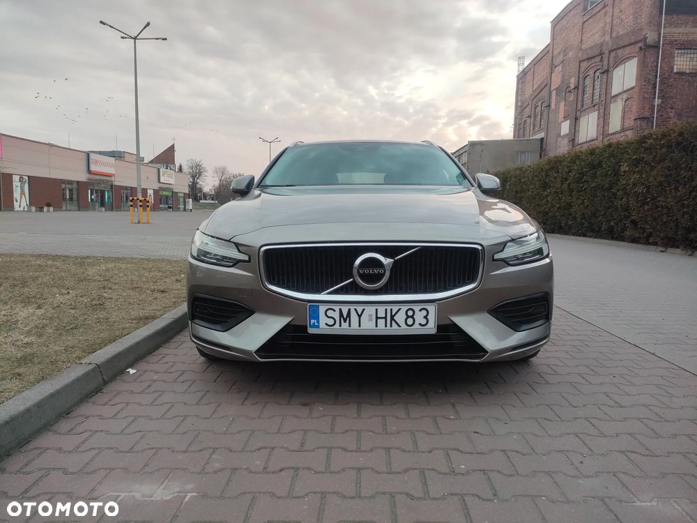 Volvo V60 D3 Drive-E Dynamic Edition (Momentum) - 2