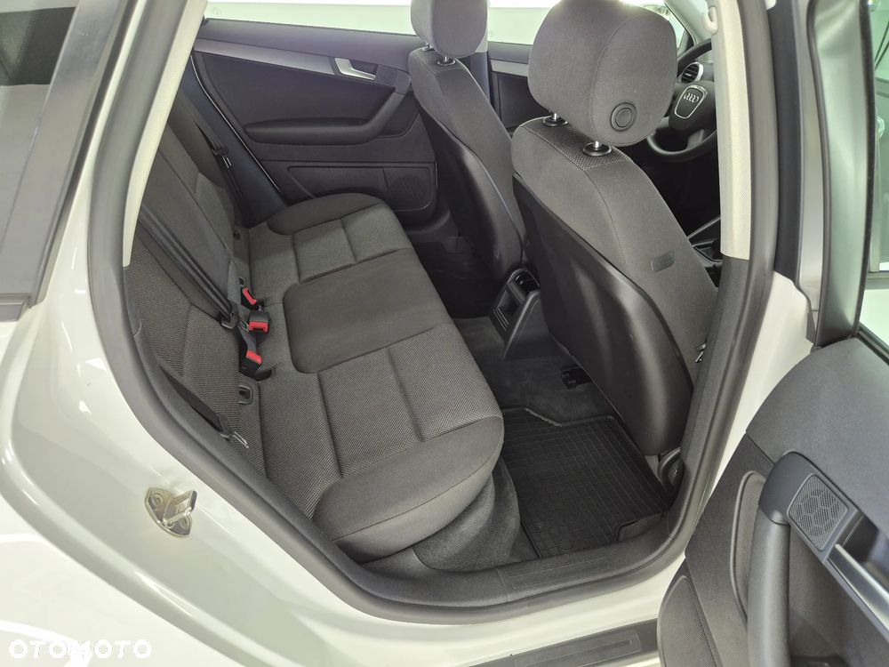 Audi A3 Sportback 1.9 TDI DPF Ambition - 27