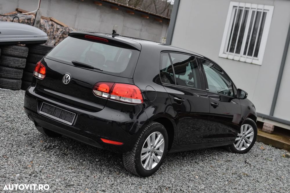 Volkswagen Golf - 4