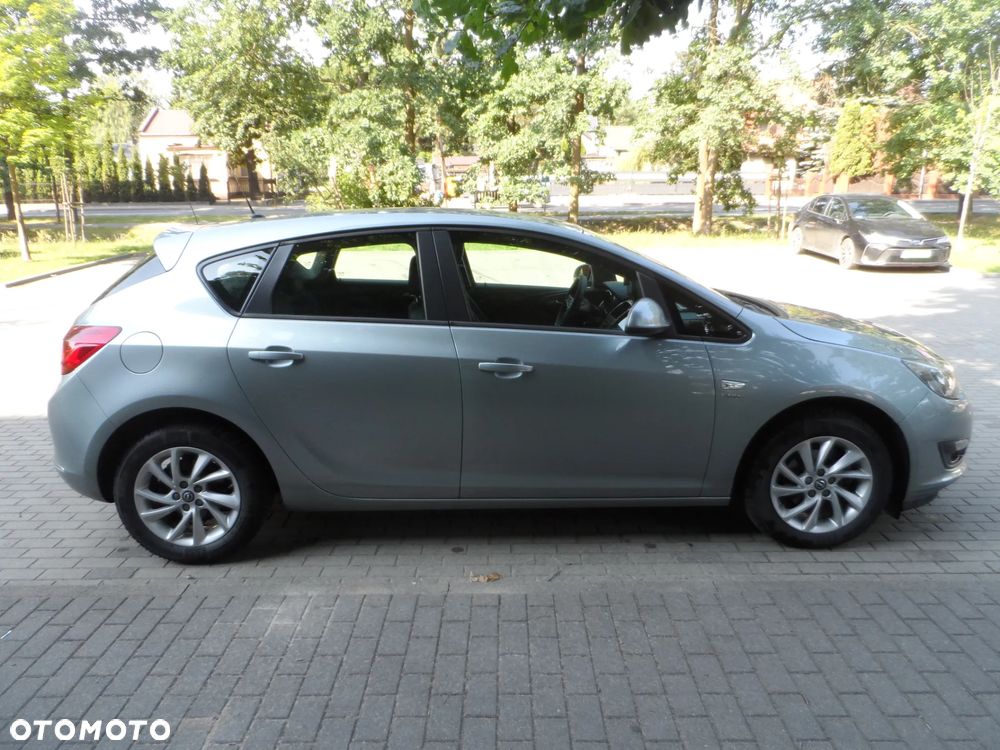 Opel Astra 1.4 T Active - 3