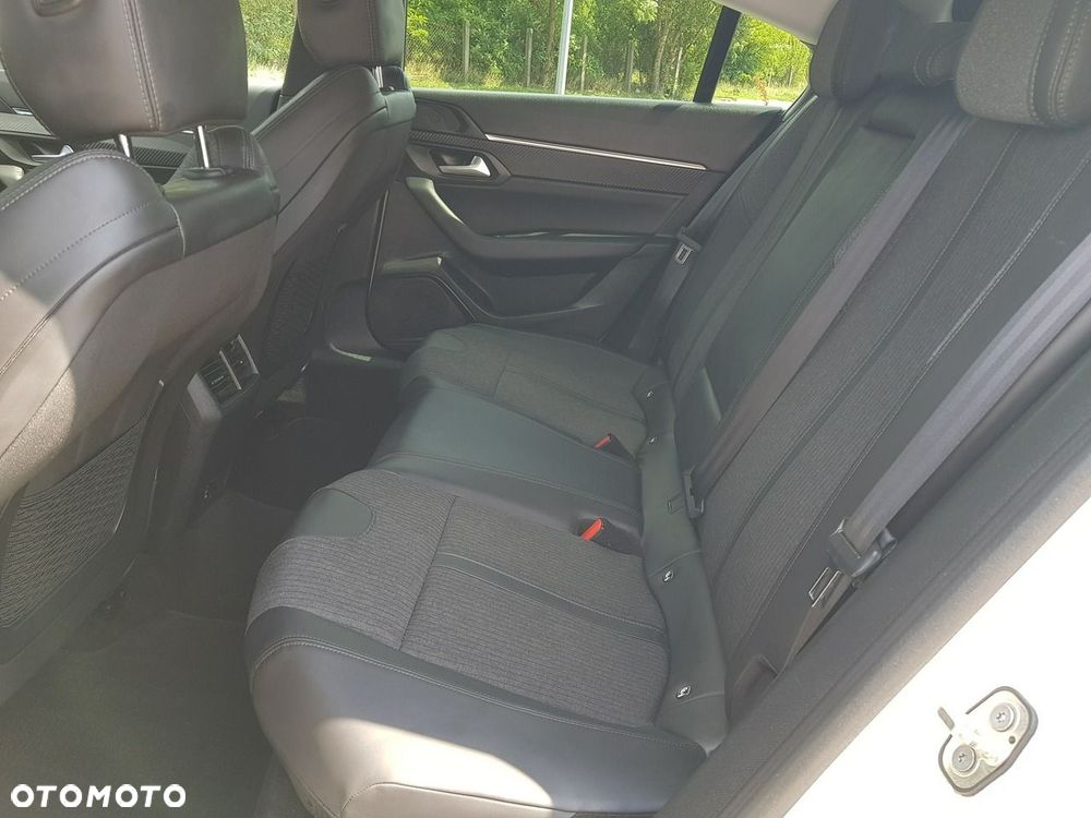 Peugeot 508 BlueHDi 130 EAT8 Allure - 11