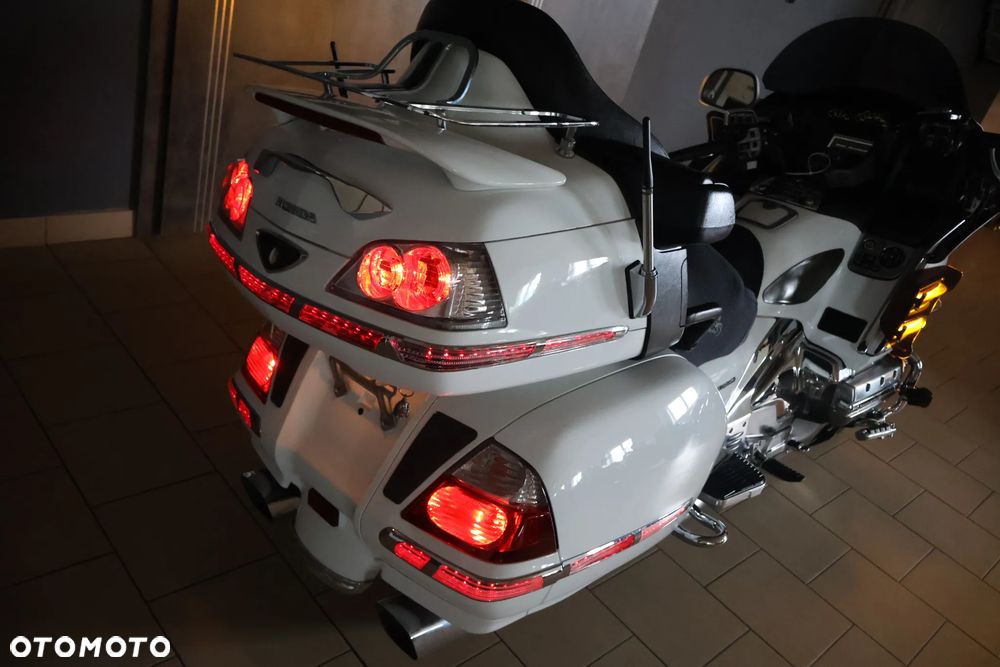 Honda GL - 4