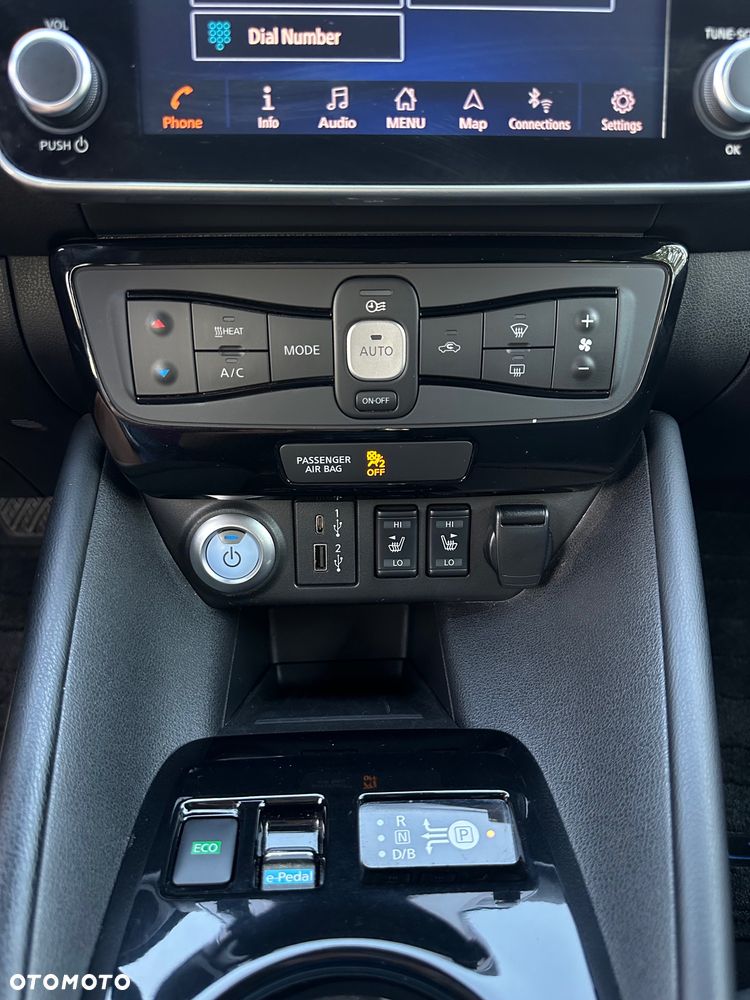 Nissan Leaf - 16