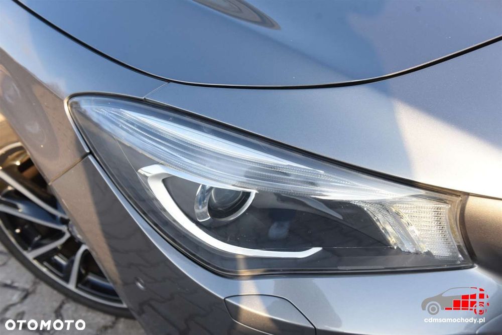 Mercedes-Benz CLA - 13