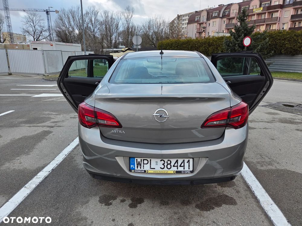 Opel Astra - 23