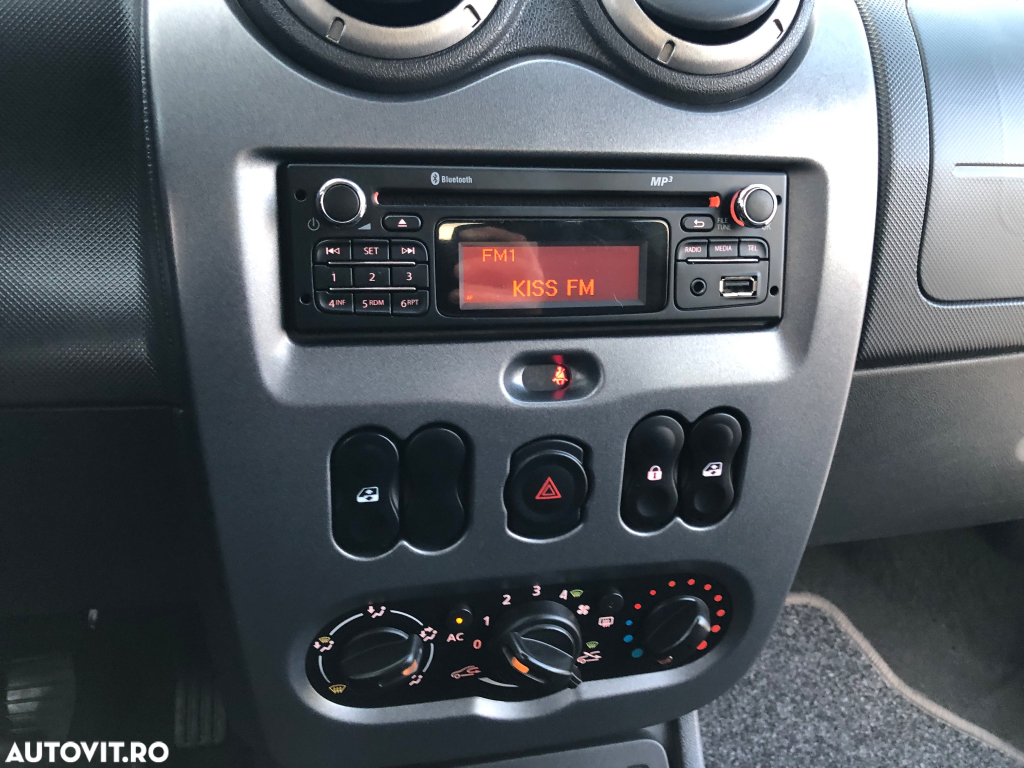 Dacia Duster 1.5 dCi 4x2 Ambiance - 6