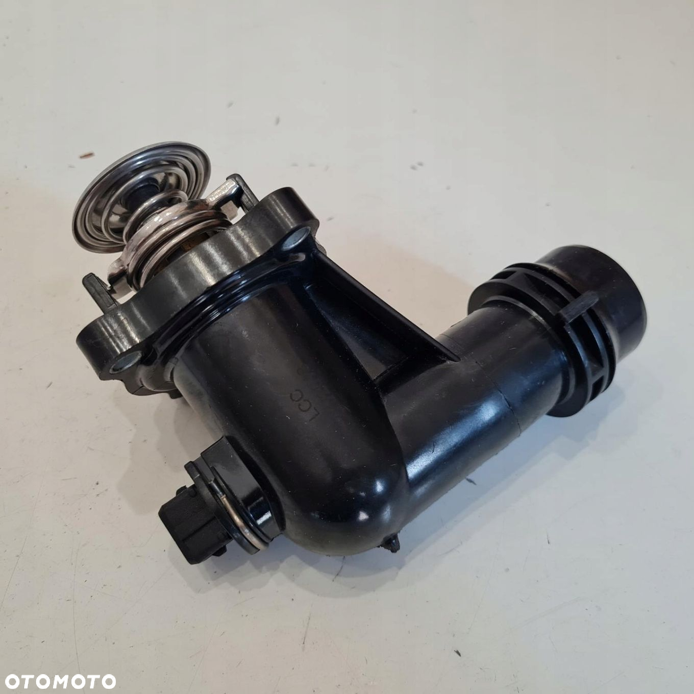 BMW 3 E36 E46 1.6 1.8 1.9 TERMOSTAT LCC F 06 017 - 2