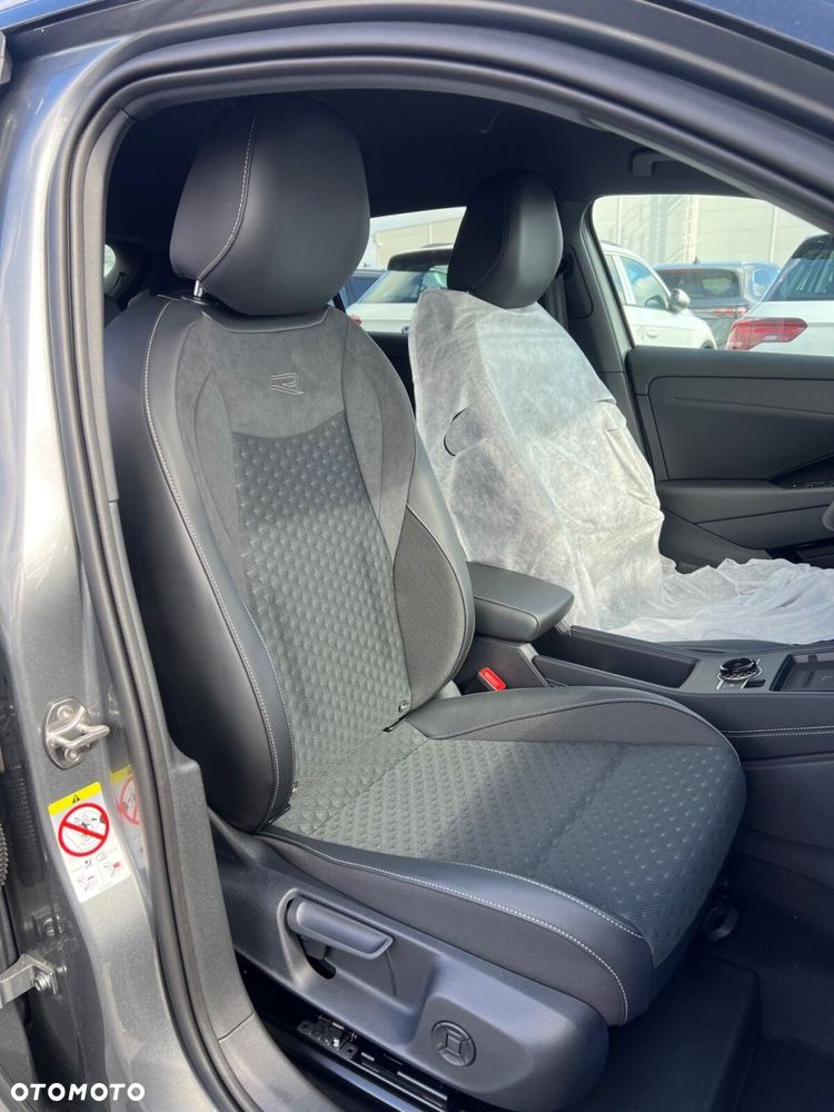 Volkswagen T-Roc - 5