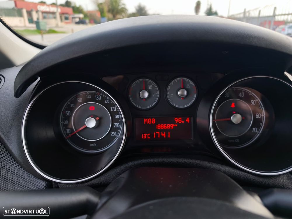 Fiat Punto 1.3 M-Jet Easy S&S - 6