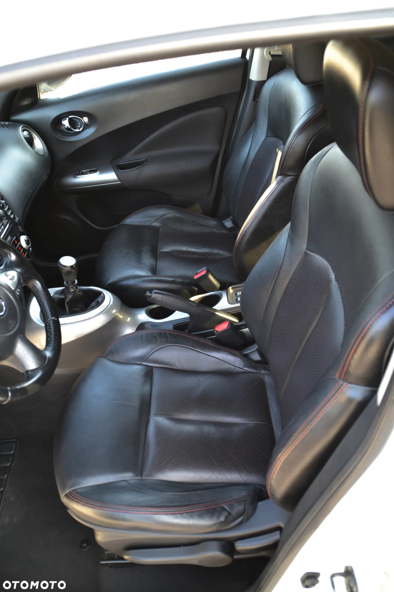Nissan Juke 1.6 DIG-T Acenta - 25