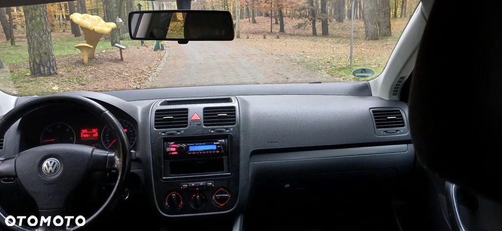 Volkswagen Golf 1.9 TDI Comfortline - 11