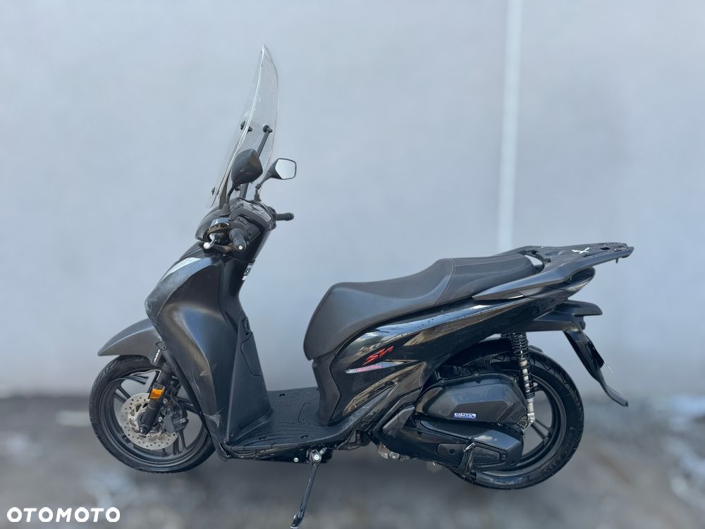Honda SH - 5