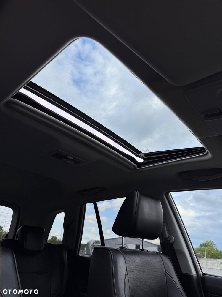 Suzuki Grand Vitara 1.9 DDiS Comfort + DPF Family - 22
