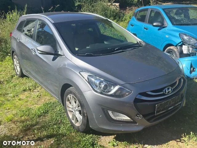 Hyundai i30 1.6 Comfort - 1
