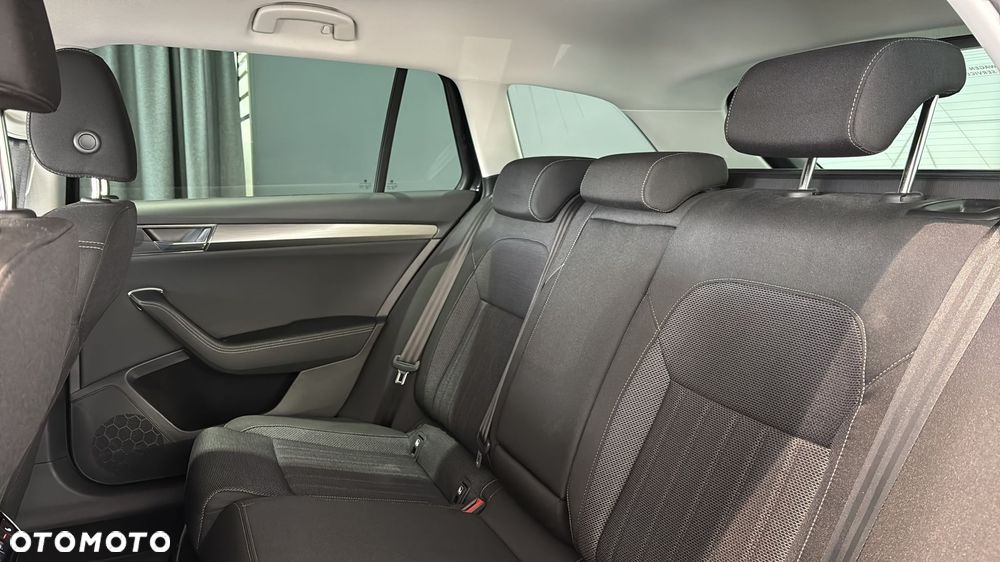 Skoda Superb 2.0 TSI Style DSG - 17