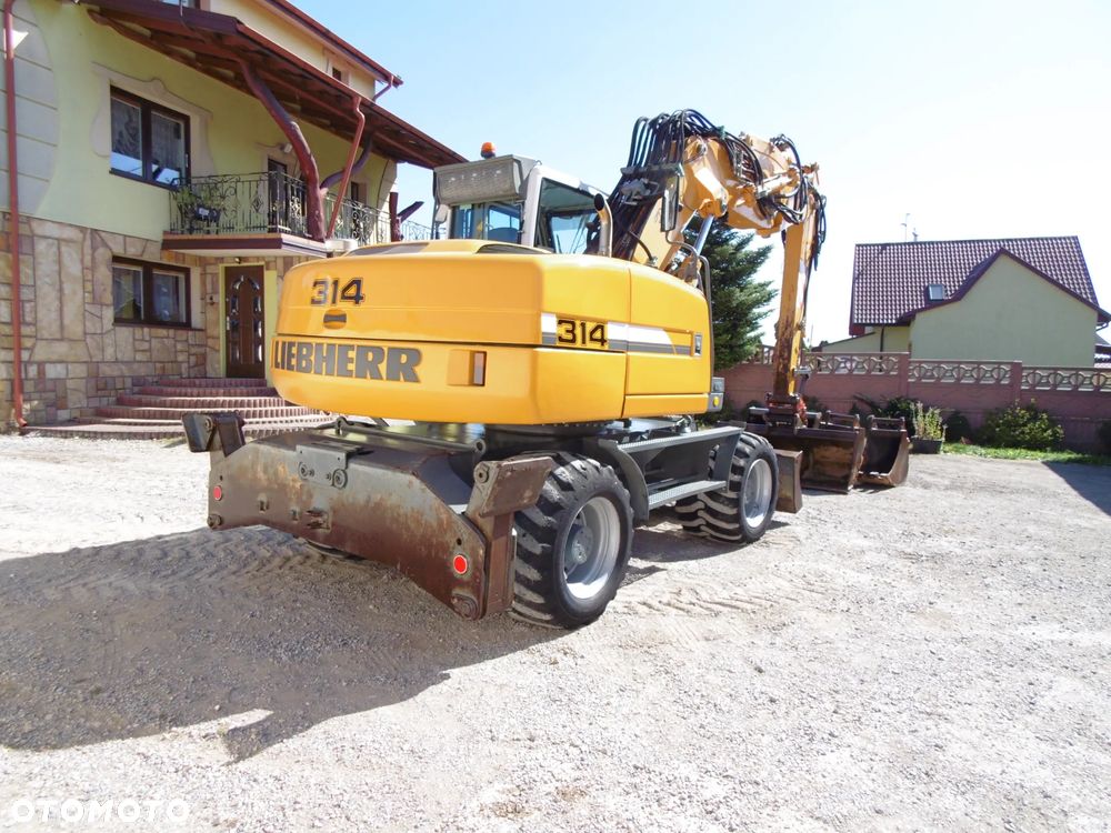Liebherr A 314 - 4