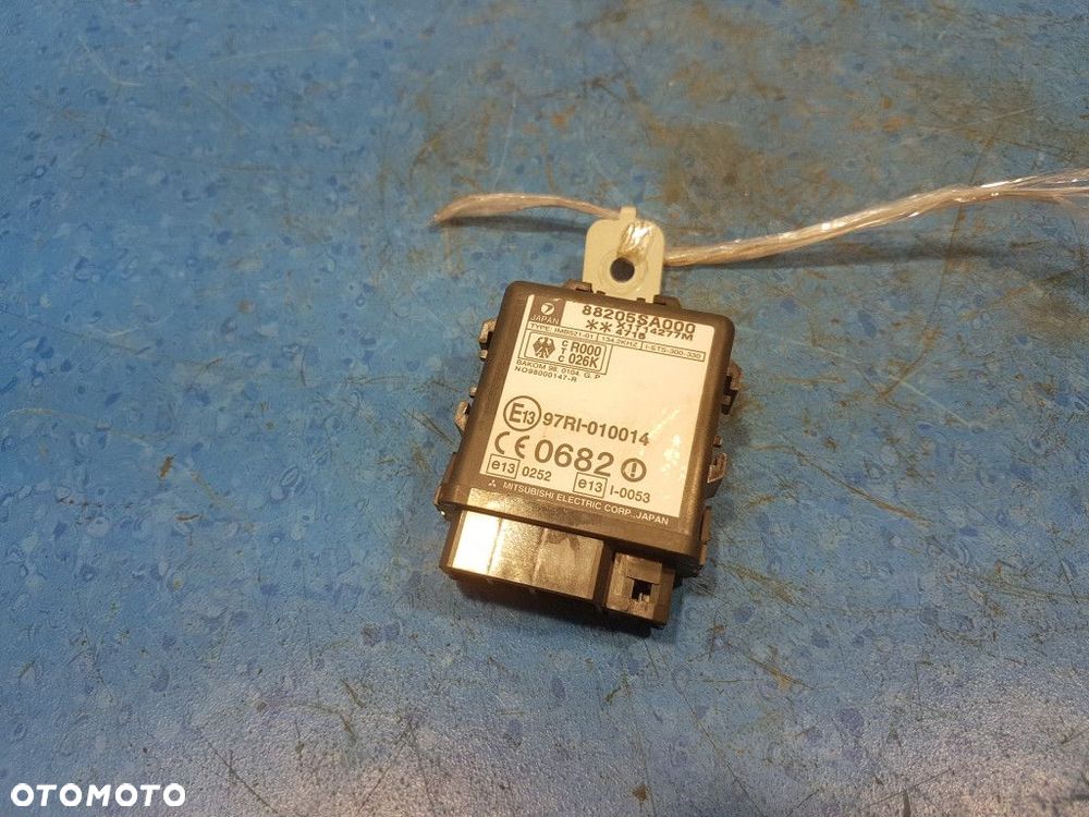 SUBARU FORESTER II MODUŁ IMMOBILIZERA 88205SA000 - 3