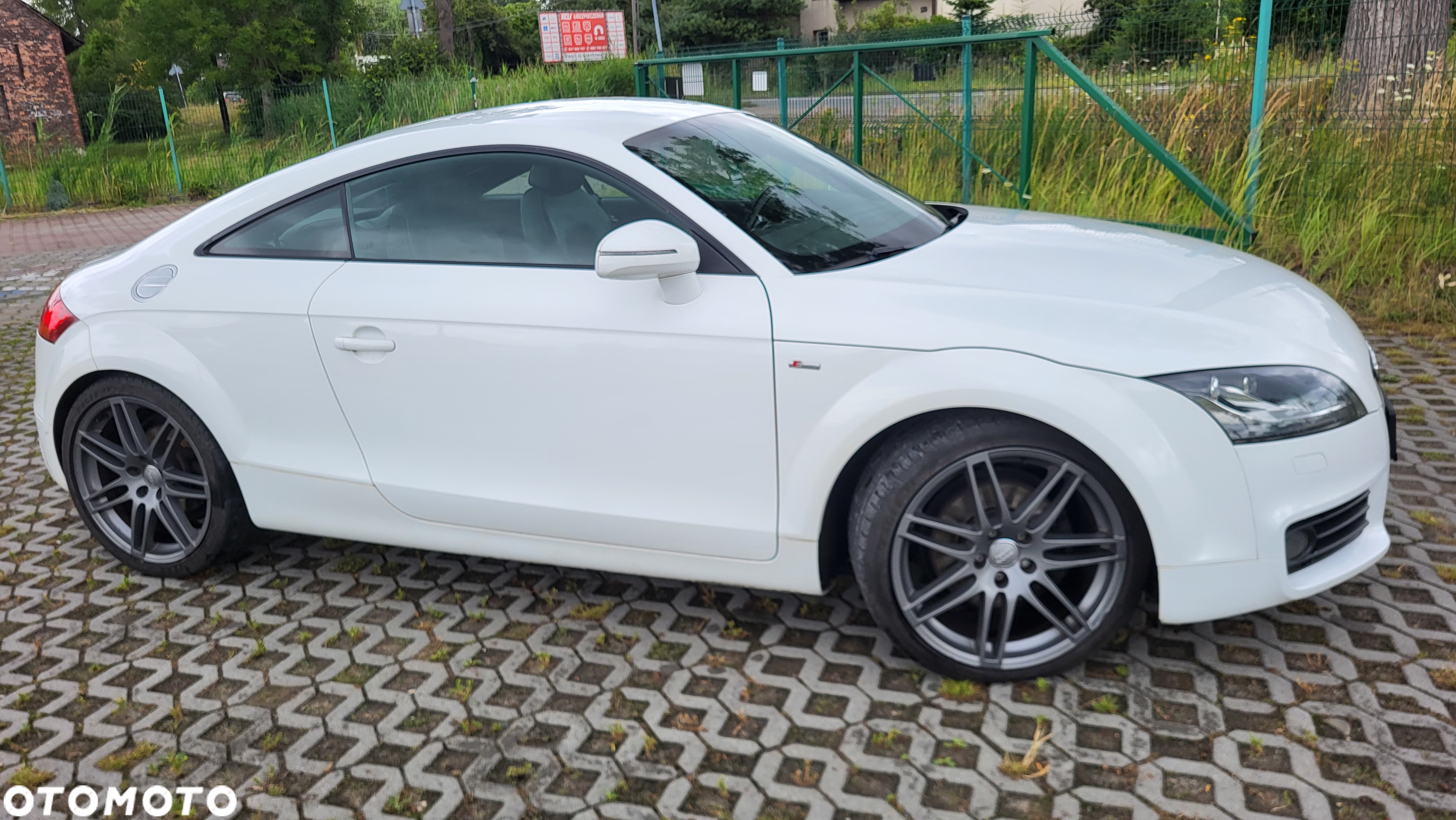 Audi TT Coupé 2.0 TDI Quattro - 32