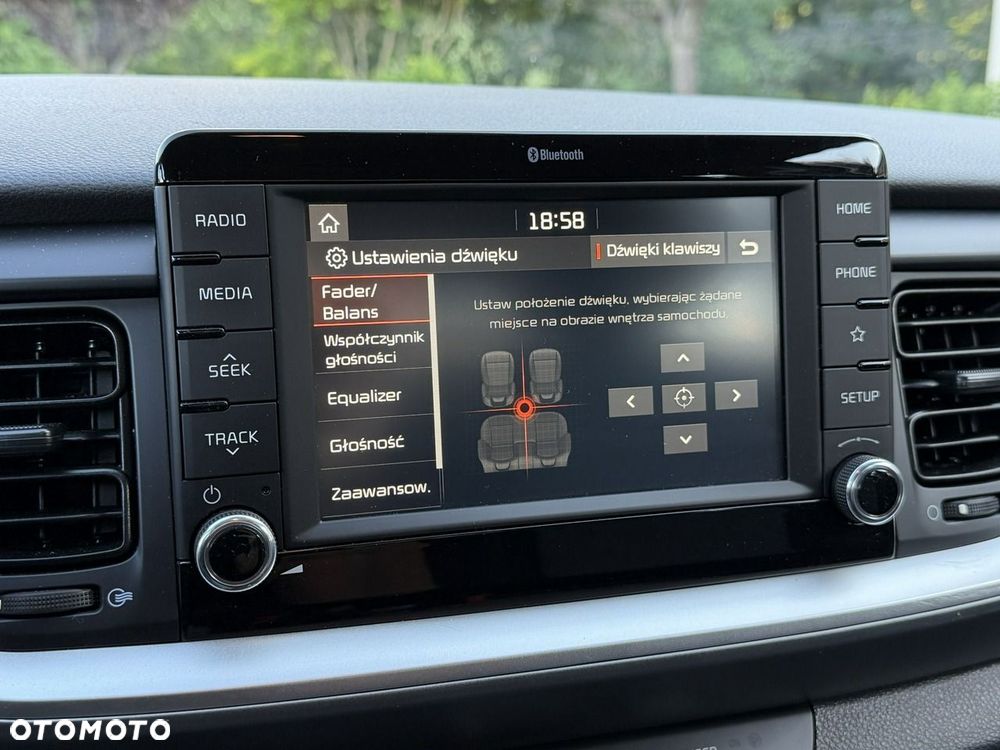 Kia Stonic - 23