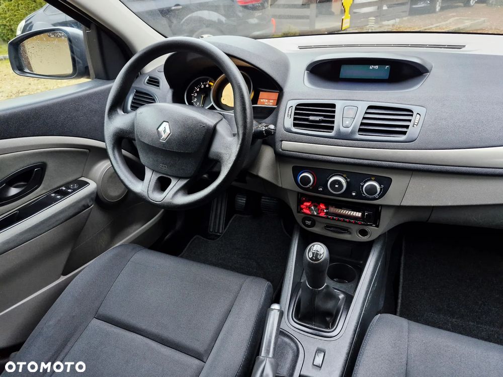 Renault Megane 1.6 16V 100 Expression - 10