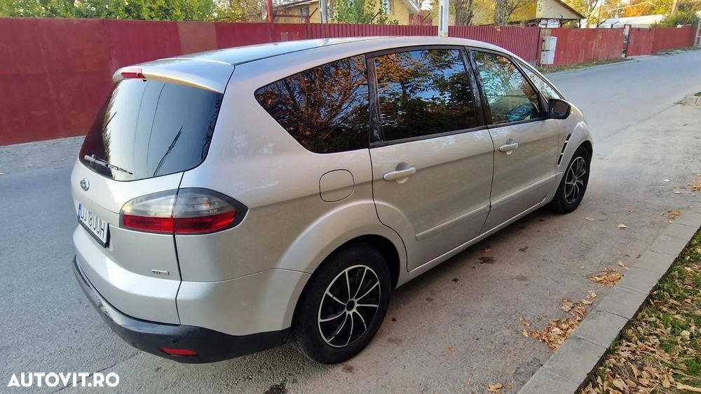 Ford S-Max - 6