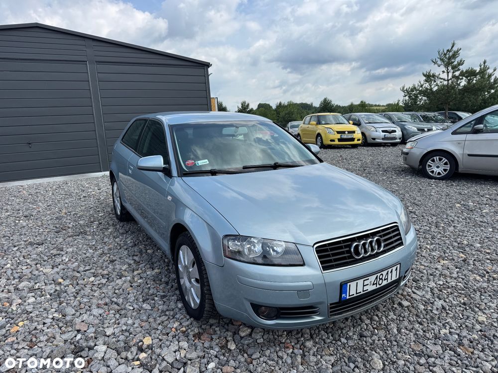 Audi A3 3-drzwiowe 1.6 Ambition - 6