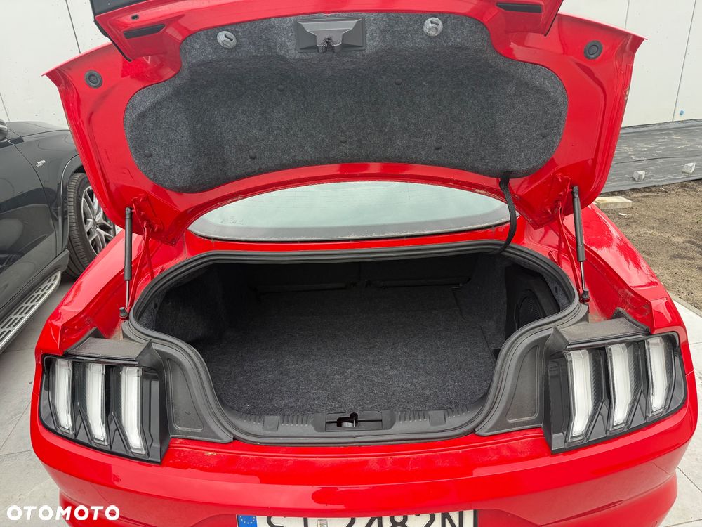 Ford Mustang 5.0 V8 GT - 13