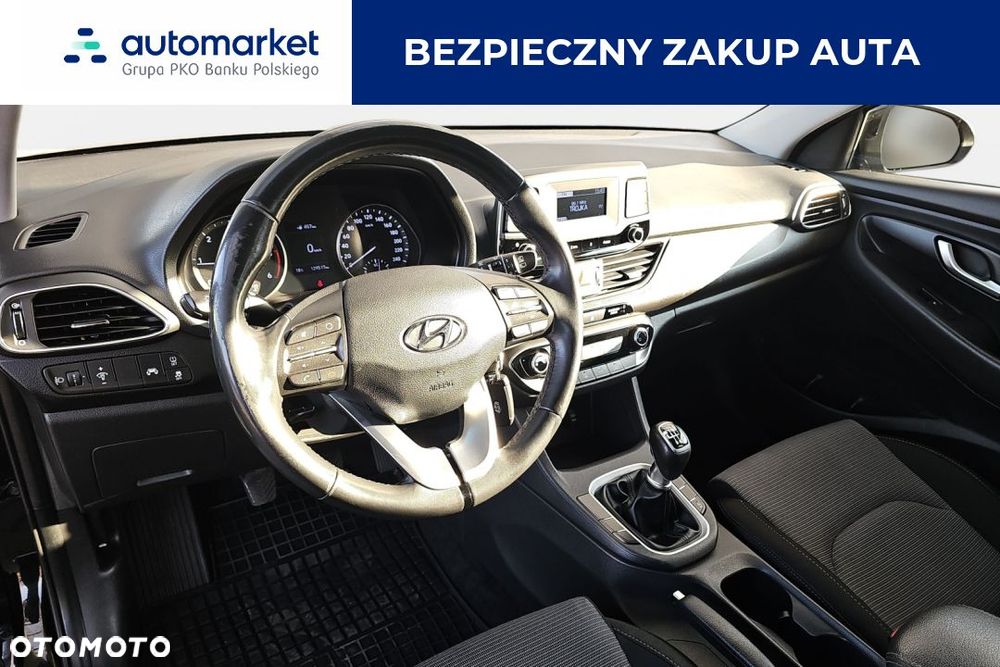 Hyundai i30 1.6 D Classic + - 10