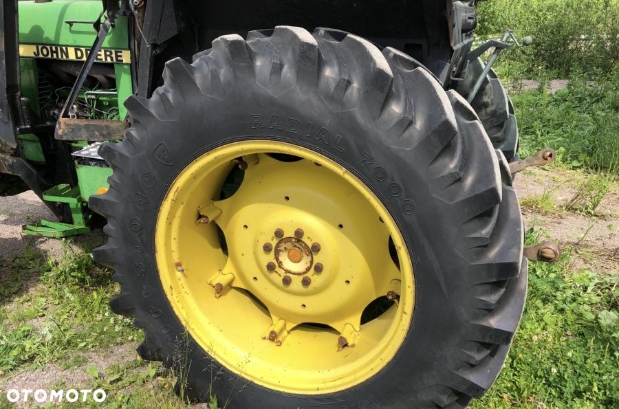 John Deere 2040 - 21