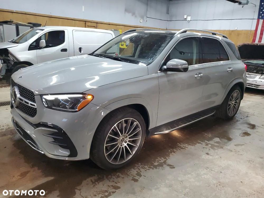 Mercedes-Benz GLE - 2