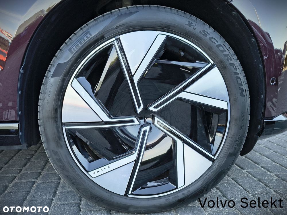 Volvo EX90 - 11